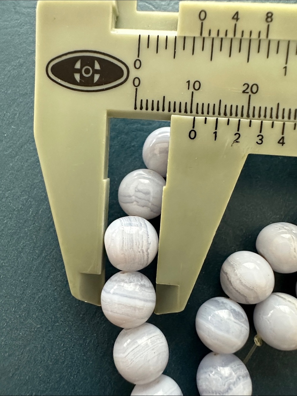 NEW listing 🌺 Vintage Loose Beads - Picture 4 of 4